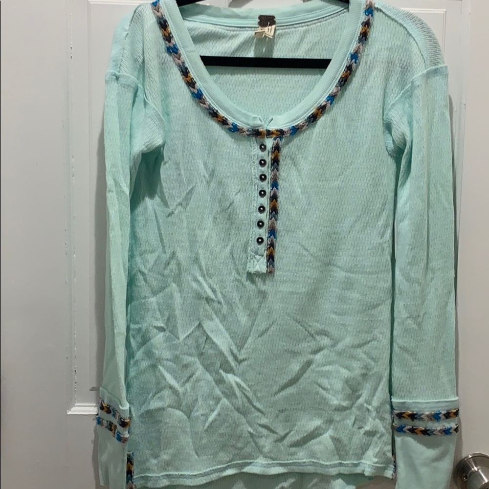 We the Free Rainbow Thermal